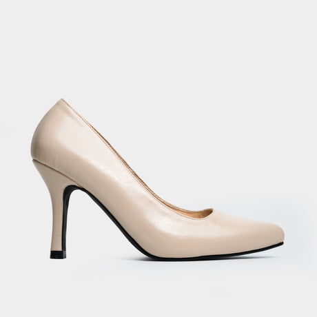 Cream beige leather pointed-toe stiletto pump with slim 3-inch high heel.
