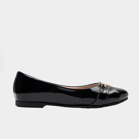 Women’s black patent leather flats with chain detail